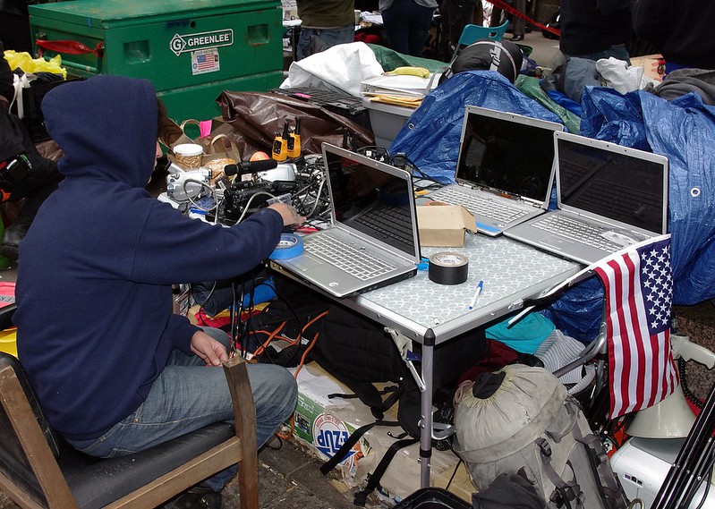(Re-)Democratising the Internet